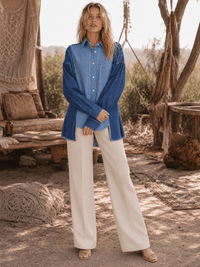 WOMEN'S LONG SLEEVE BUTTON UP FRONT POCKET HIGH-LOW DENIM SHIRT