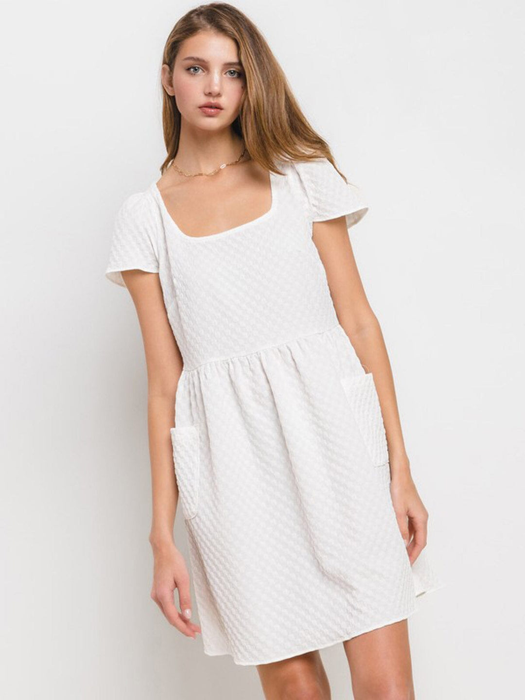 WOMEN'S SHORT SLEEVE SQUARE NECK POCKETS WAFFLE PRINT MINI DRESS