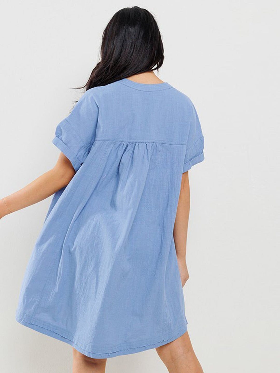 WOMEN'S SHORT SLEEVE V-NECK POCKETS TUNIC MINI DRESS