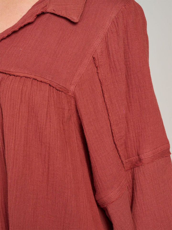 WOMEN'S LONG SLEEVE V-NECK FRONT POCKETS TIERED MIDI DRESS