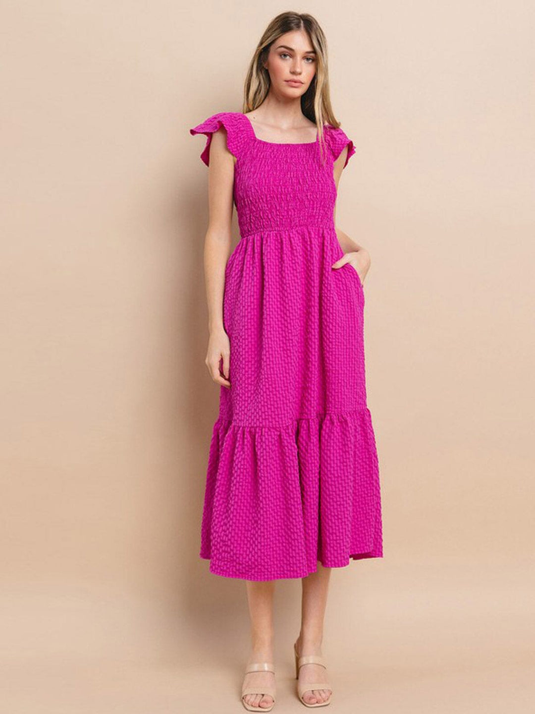 WOMEN'S SHORT SLEEVE SQUARE NECK RUCHED POCKETS TIERED MIDI DRESS