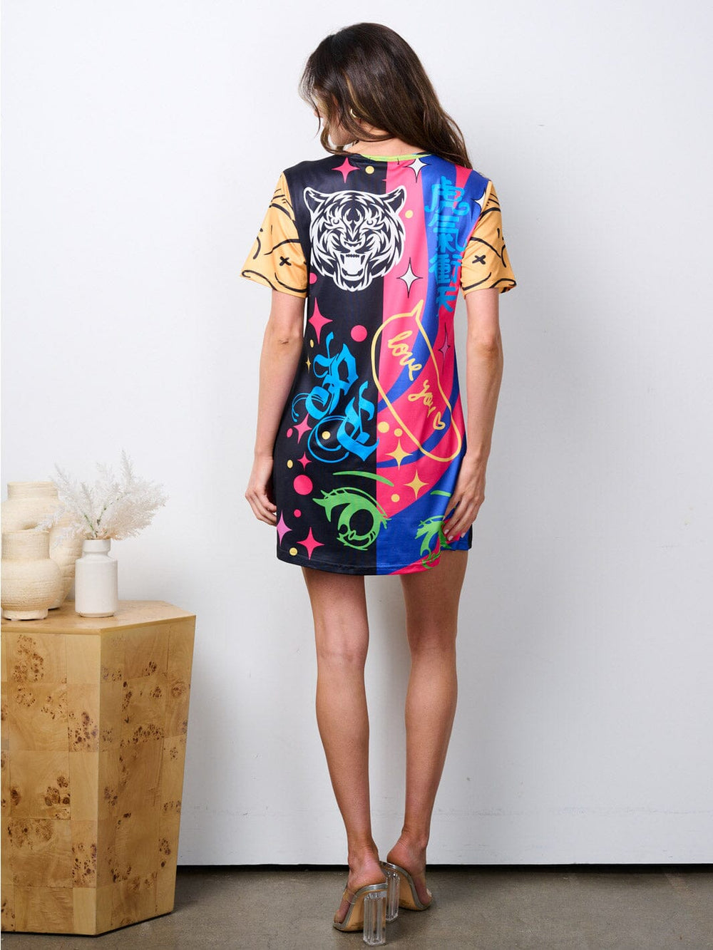 WOMEN'S SHORT SLEEVE GRAPHIC TUNIC MULTI MINI DRESS