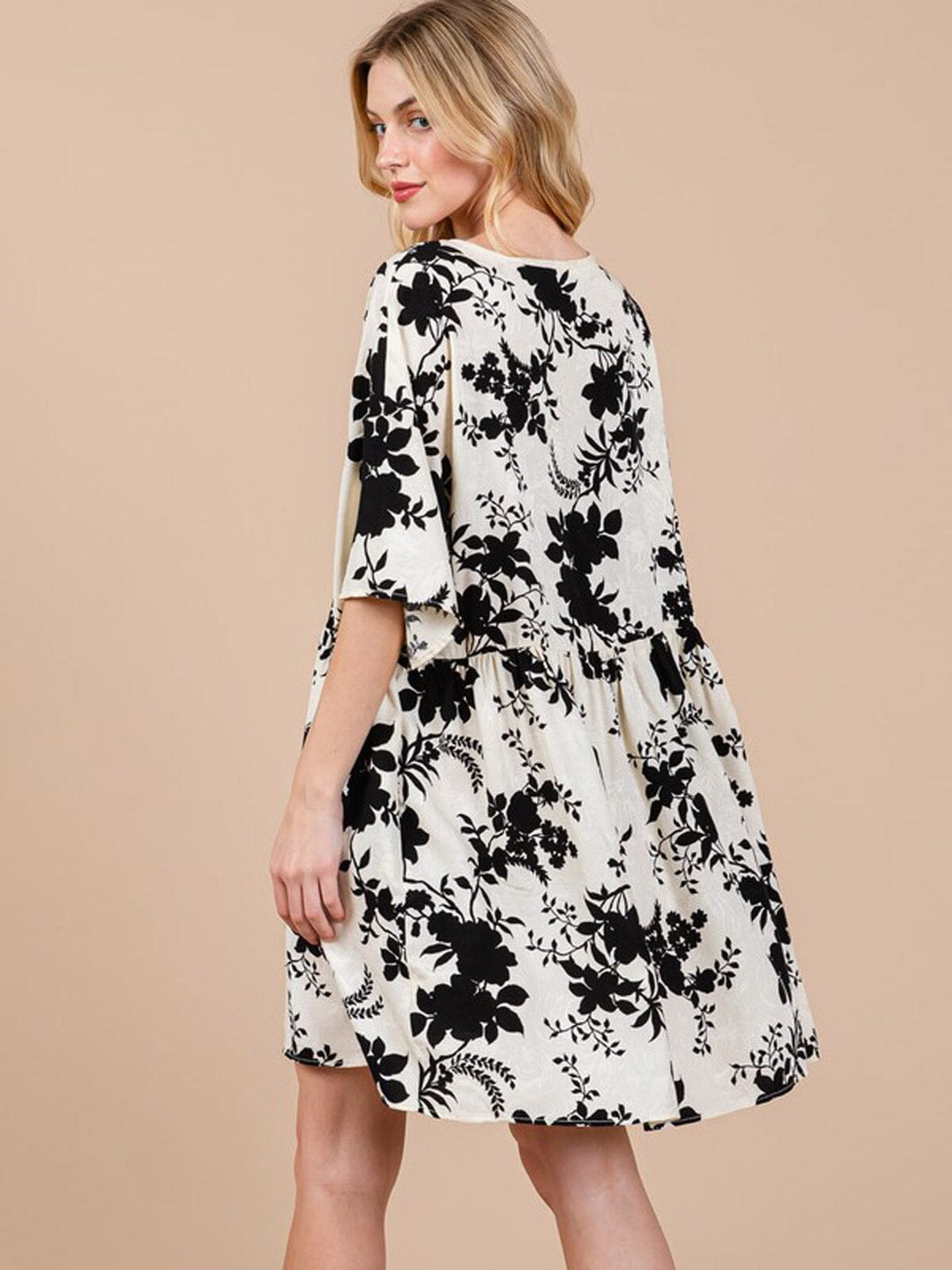 WOMEN'S SHORT SLEEVE LOOSE FIT FLORAL MINI DRESS