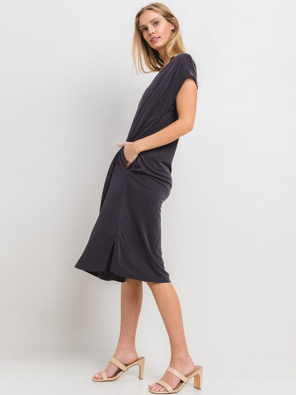 WOMEN'S SHORT SLEEVE V-NECK FRONT POCKETS SLIT MIDI DRESS