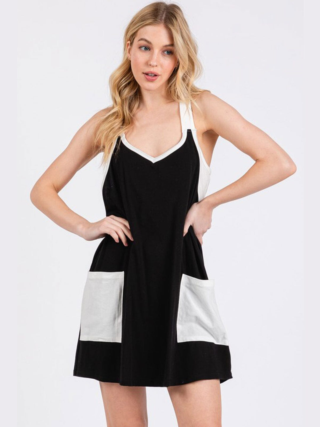 WOMEN'S SLEEVELESS V-NECK FRONT POCKET COLORBLOCK ROMPER MINI DRESS