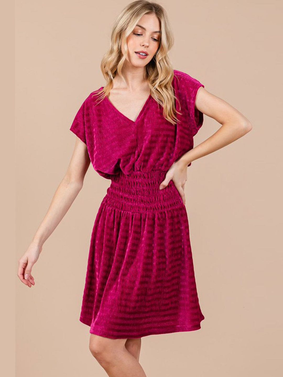 WOMEN'S SHORT SLEEVE V-NECK SMOCK WAIST VELVET MINI DRESS