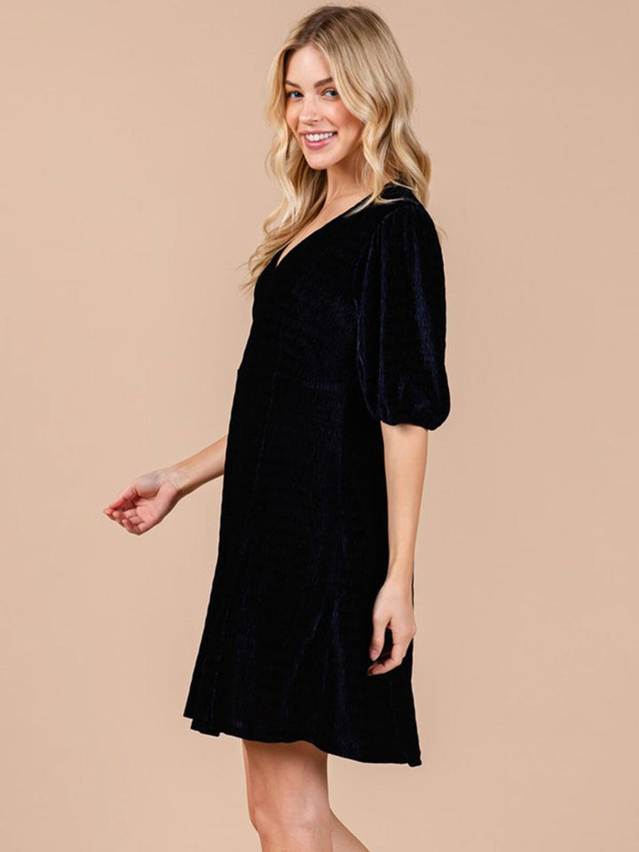 WOMEN'S SHORT SLEEVE V-NECK VELVET LOOSE FIT MINI DRESS