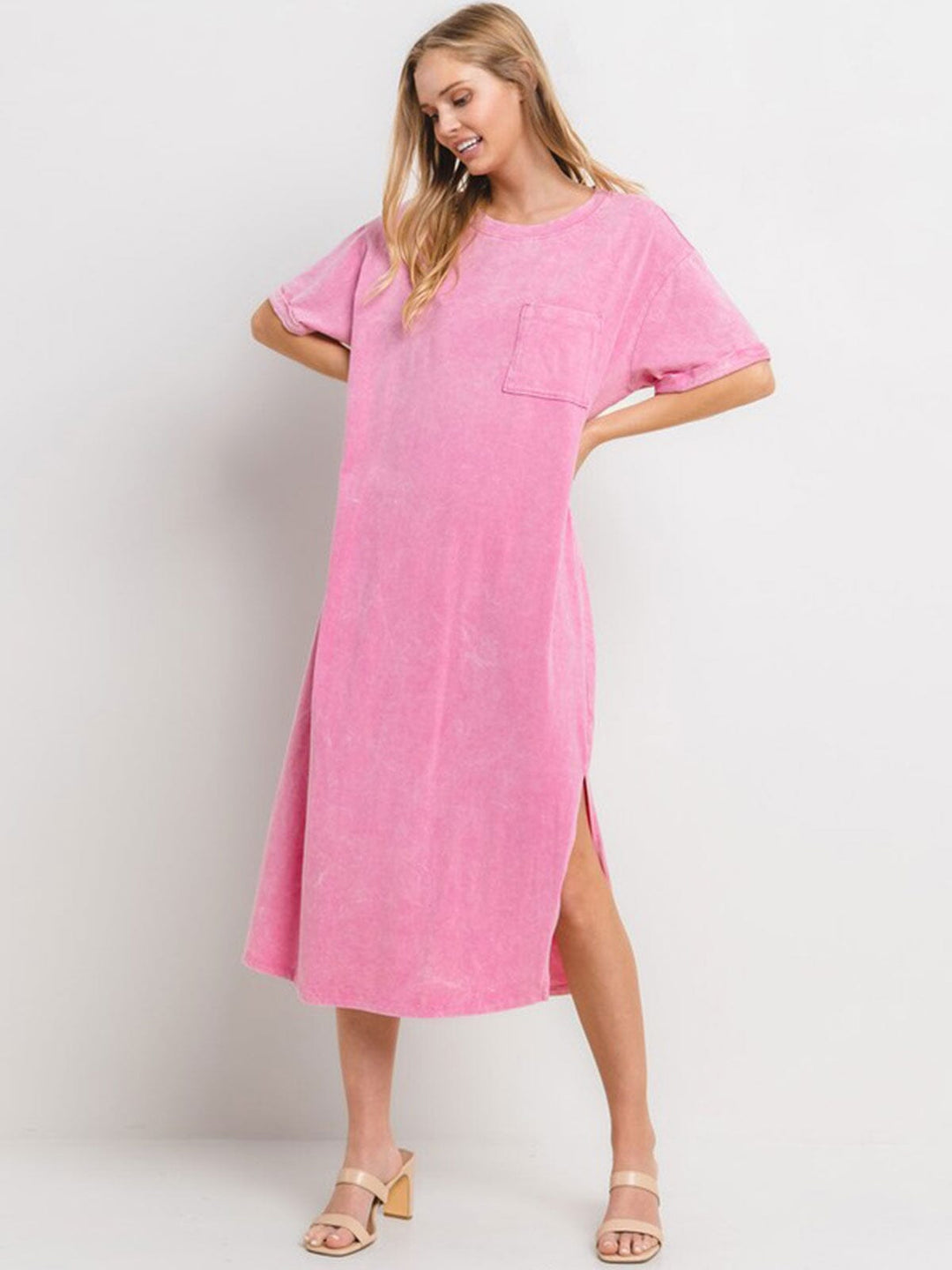 WOMEN'S SHORT SLEEVE FRONT POCKET WASHED LOOSE FIT MIDI DRESS