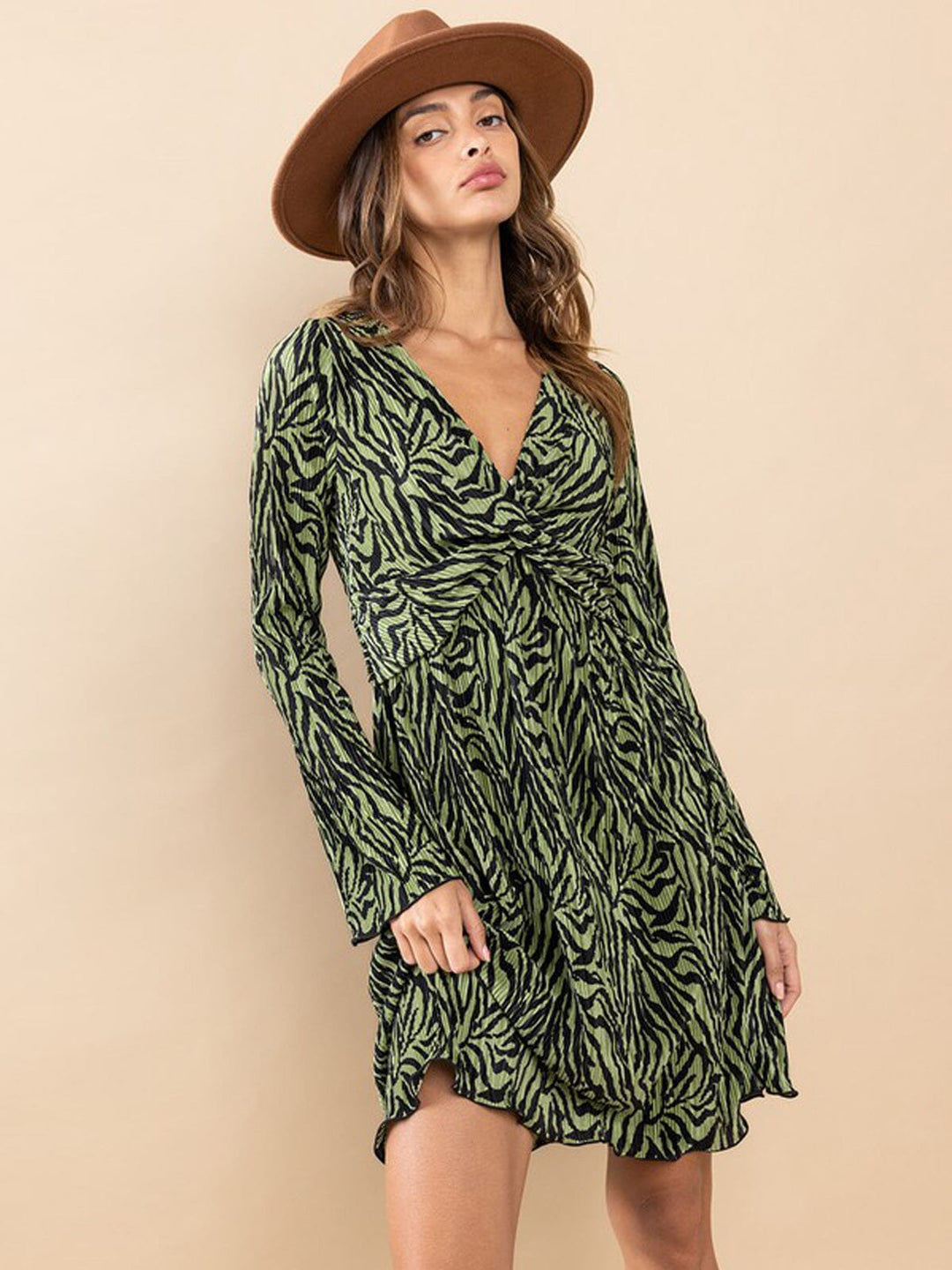 WOMEN'S LONG SLEEVE V-NECK SURPLICE PRINTED MINI DRESS