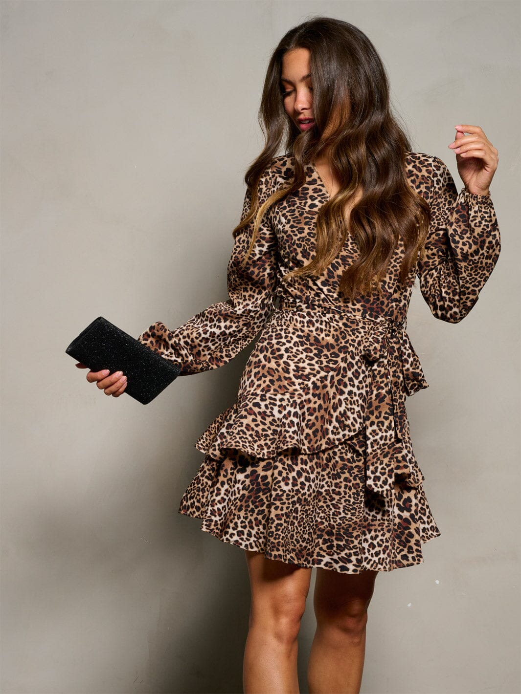 WOMEN'S LONG SLEEVE SURPLICE LEOPARD PRINT MINI DRESS
