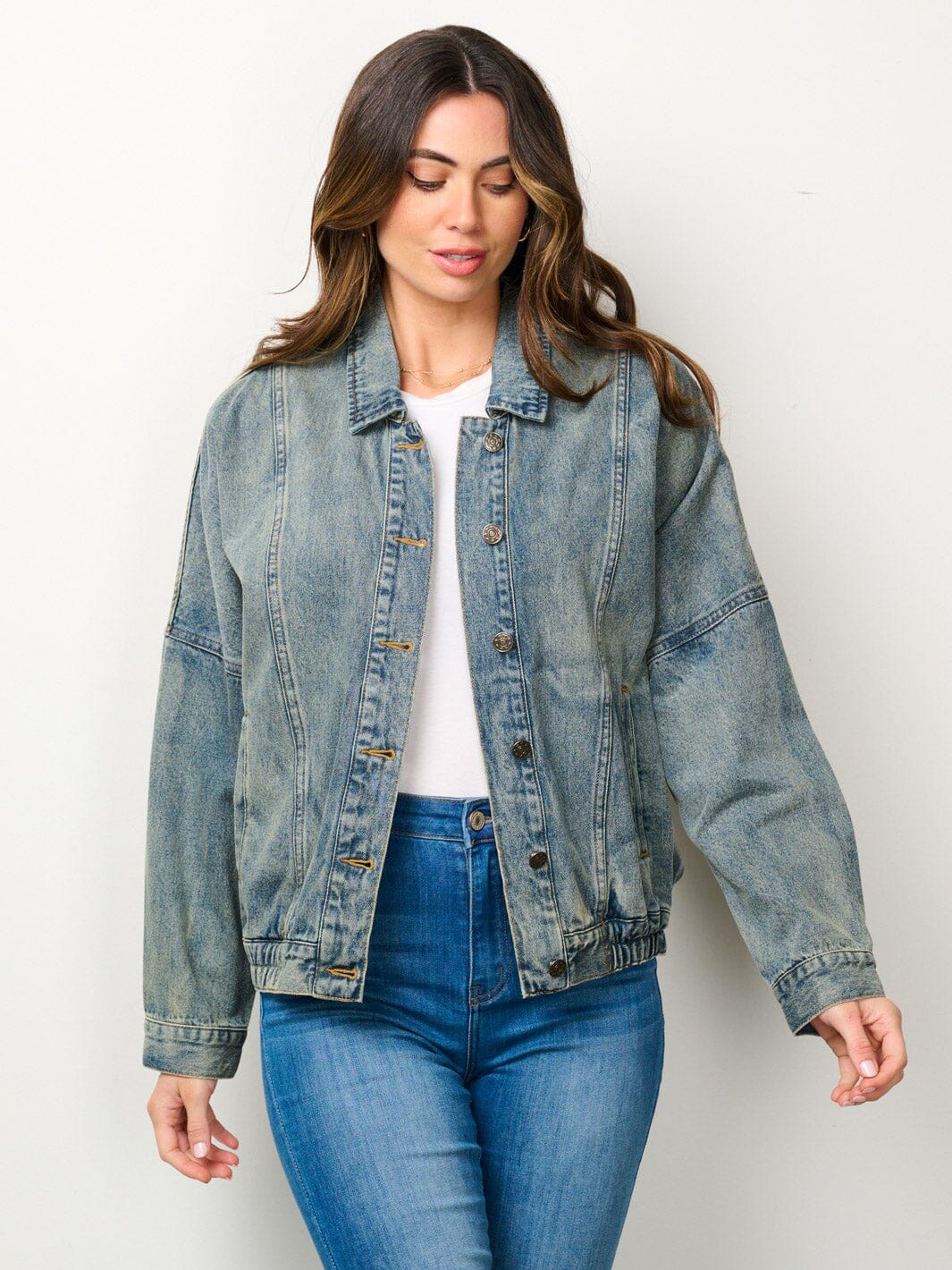 WOMEN'S LONG SLEEVE BUTTON CLOSURE POCKETS DENIM JACKET