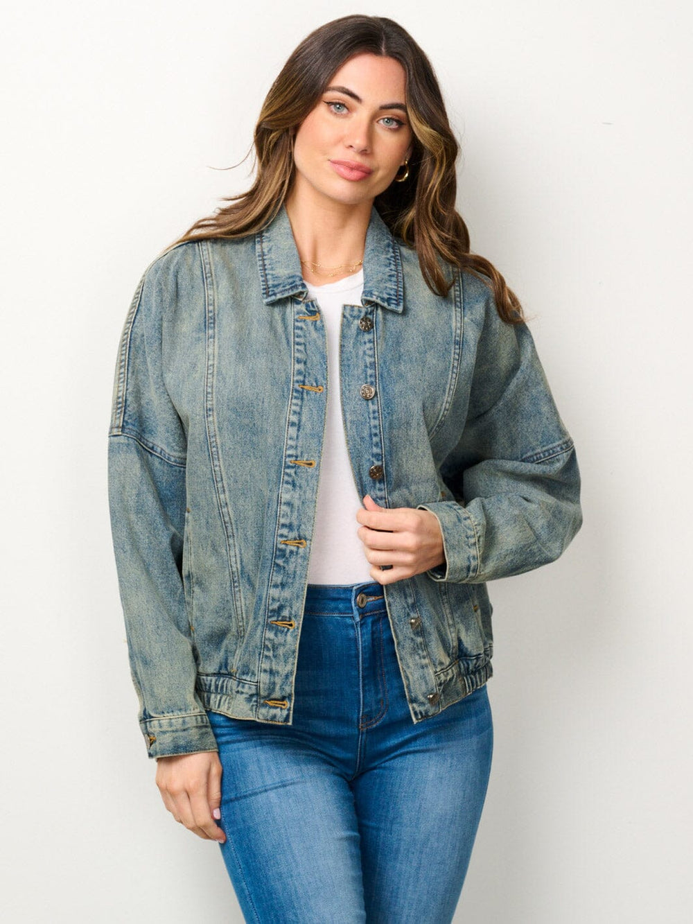 WOMEN'S LONG SLEEVE BUTTON CLOSURE POCKETS DENIM JACKET