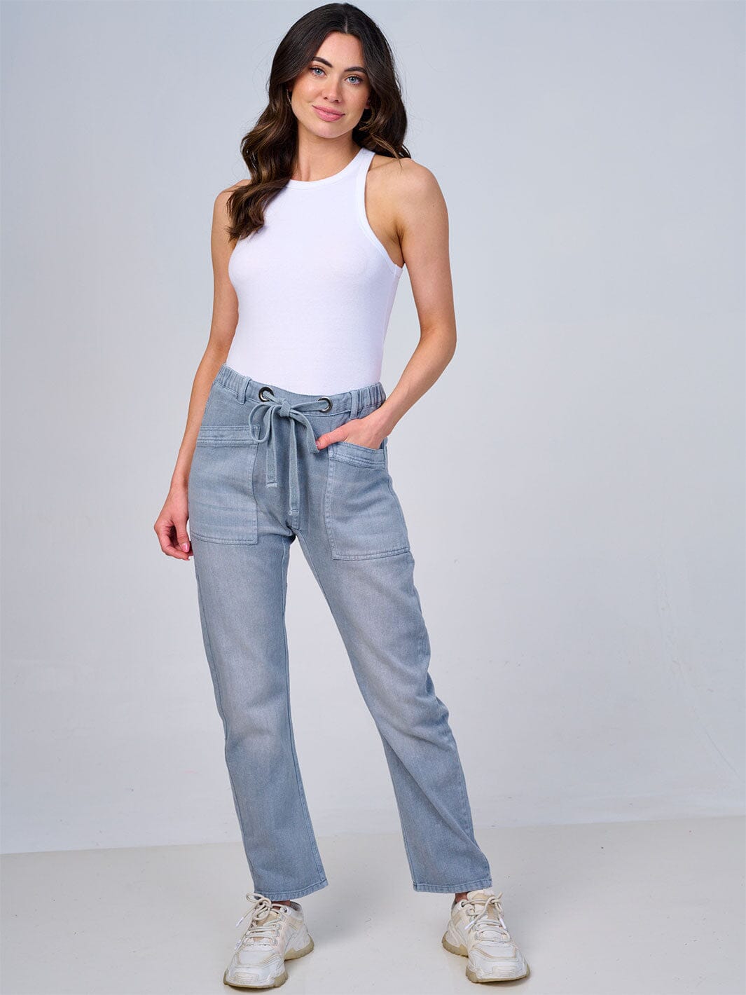 WOMEN'S ELASTIC WAIST SELF TIE POCKETS WIDE LEG DENIM PANTS