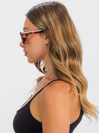 WOMEN'S DAZEY FASHION EYEWEAR ASSORTED COLORS SUNGLASSES