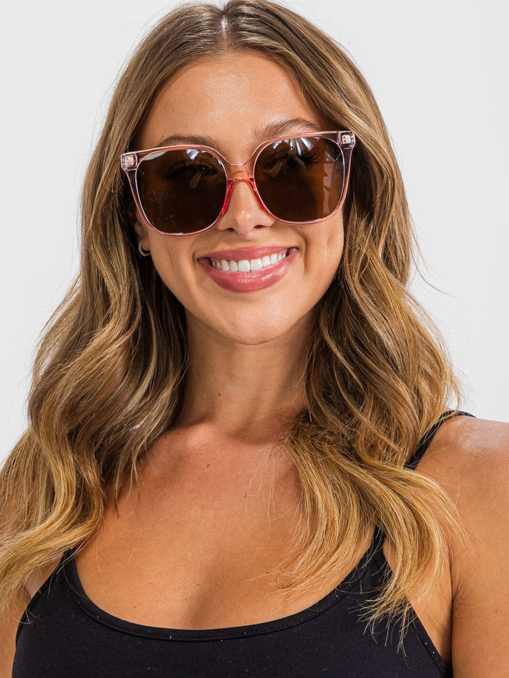 WOMEN'S DAZEY FASHION EYEWEAR ASSORTED COLORS SUNGLASSES
