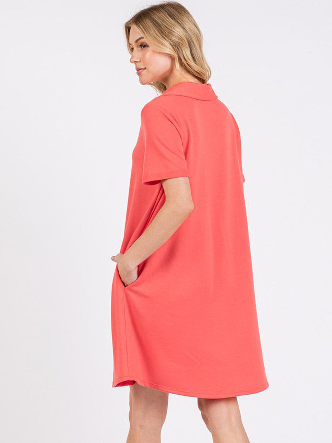 WOMEN'S SHORT SLEEVE BUTTON UP V-NECK FRONT POCKETS MINI DRESS