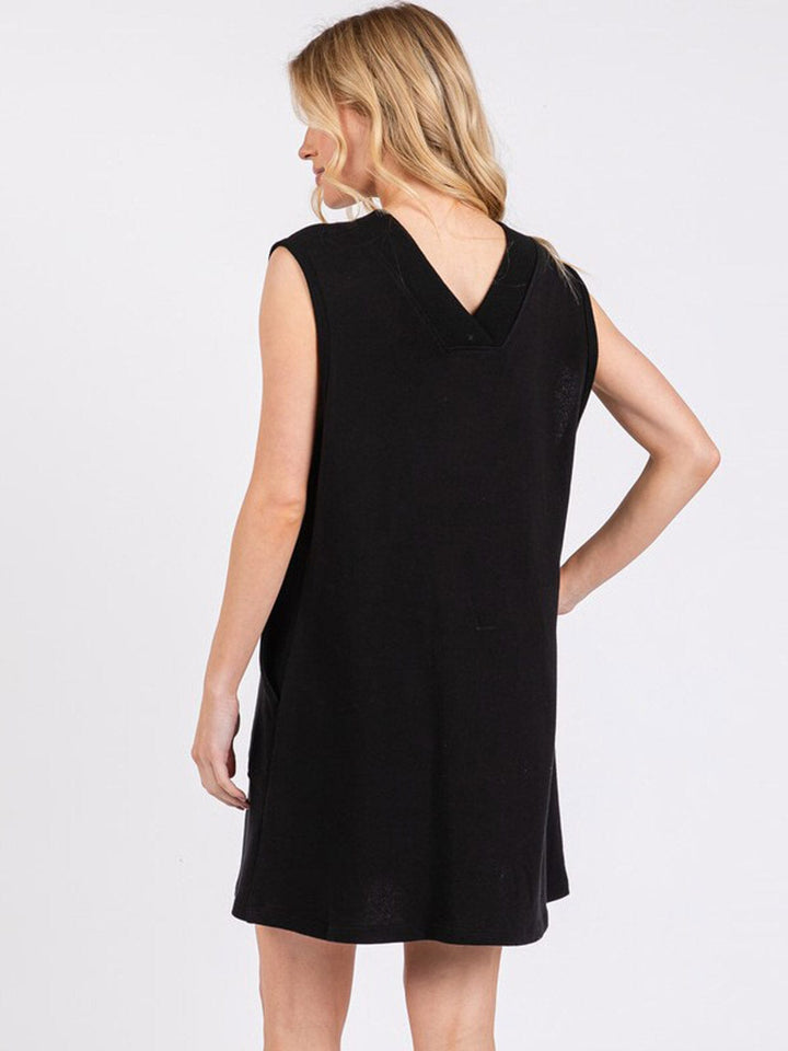 WOMEN'S SLEEVELESS V-NECK FRONT POCKETS LOOSE FIT MINI DRESS