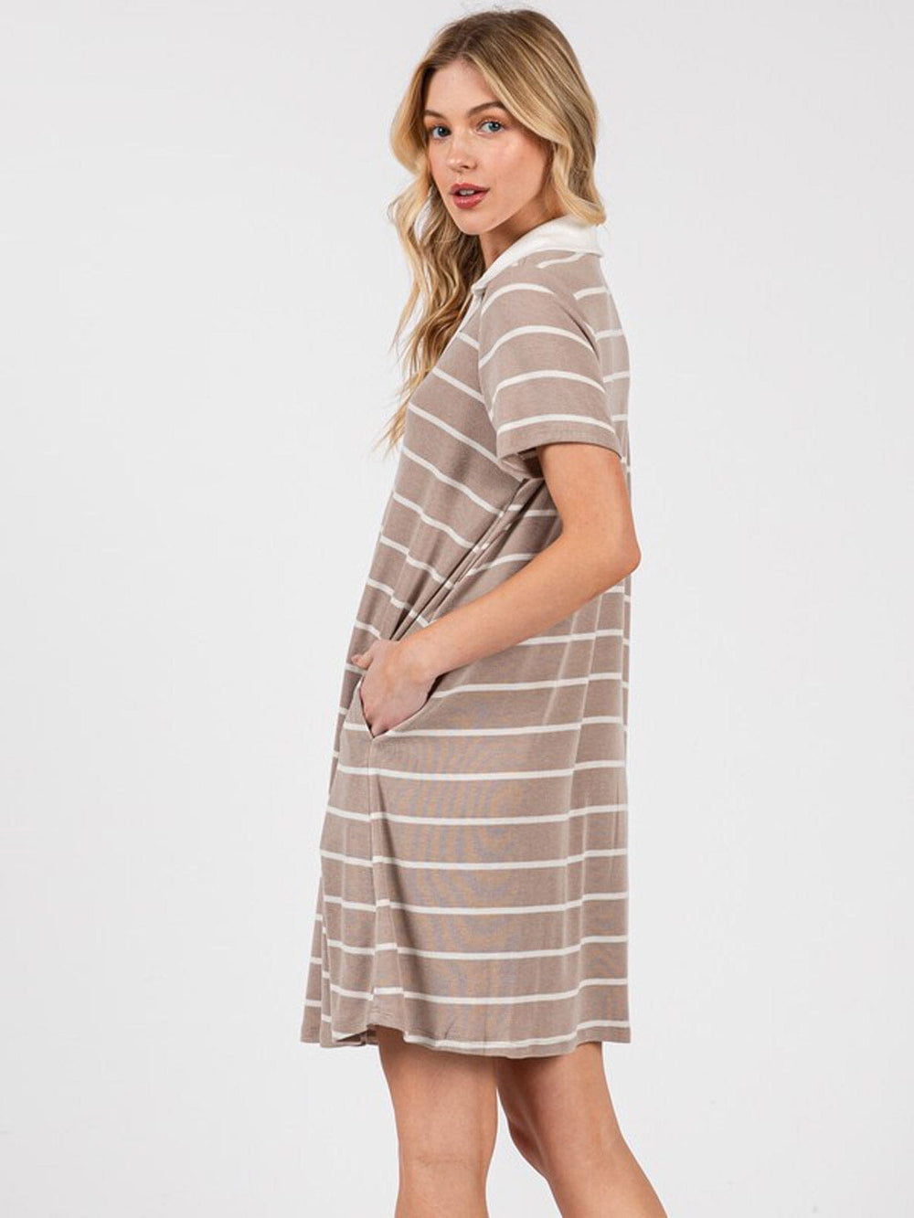 WOMEN'S SHORT SLEEVE V-NECK COLORBLOCK STRIPES FRONT POCKET MINI DRESS