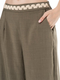 WOMEN'S BUTTON CLOSURE ELASTIC DETAILED WAIST FRONT POCKETS WIDE LEG PANTS
