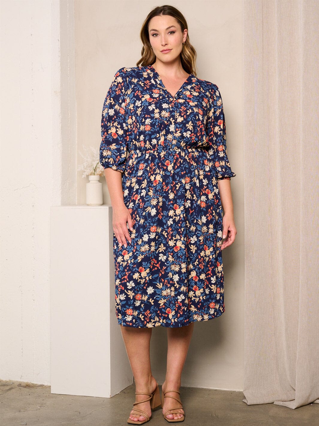 PLUS SIZE 3/4 SLEEVES V-NECK ELASTIC WAIST FLORAL MIDI DRESS