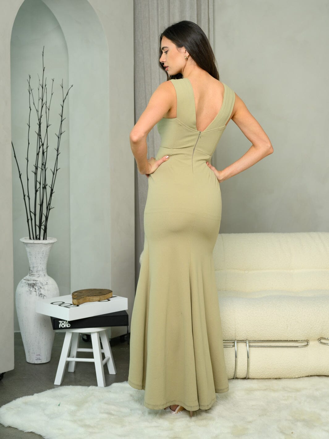 WOMEN'S SLEEVELESS V-NECK FRONT SLIT BODYCON MAXI DRESS