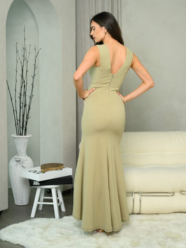 WOMEN'S SLEEVELESS V-NECK FRONT SLIT BODYCON MAXI DRESS