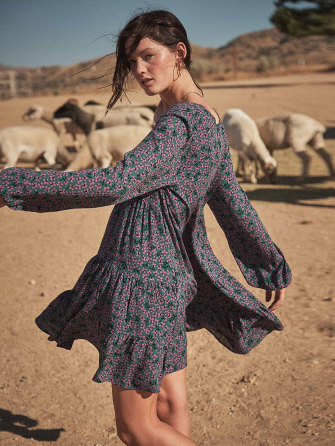 WOMEN'S LONG SLEEVE V-NECK BUTTON UP TIERED TUNIC FLORAL PRINT MINI DRESS