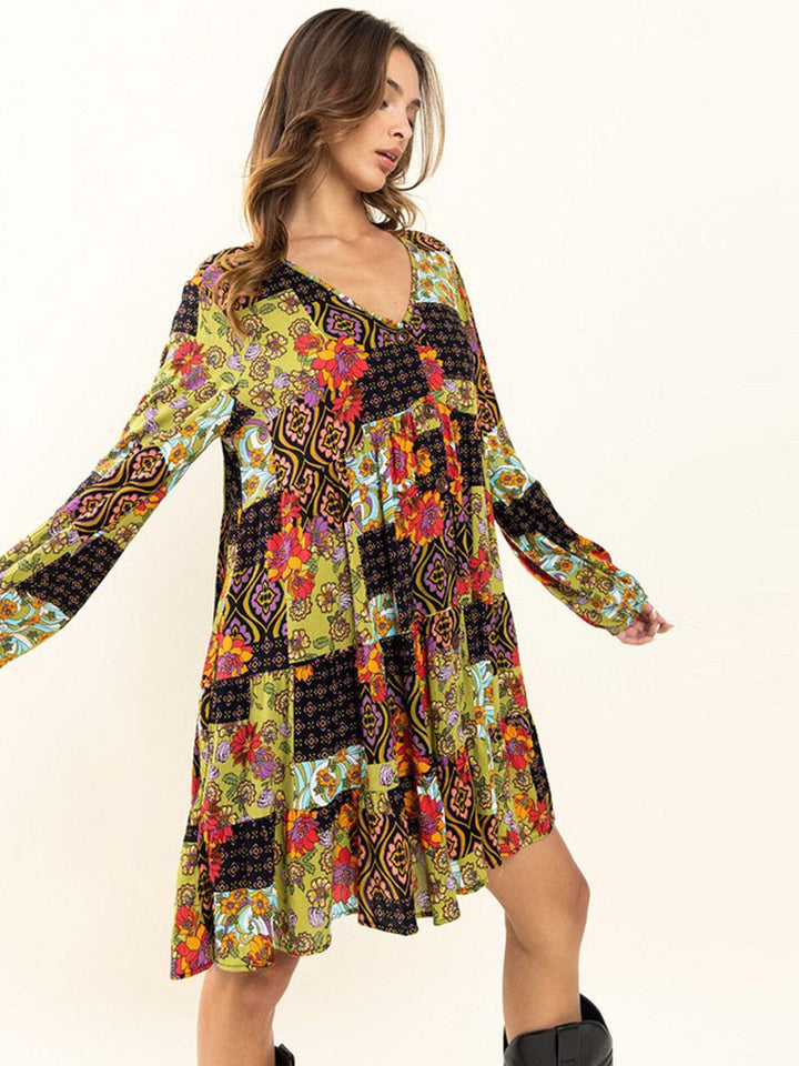 WOMEN'S LONG SLEEVE BUTTON UP V-NECK POCKETS MULTI PRINT MINI DRESS