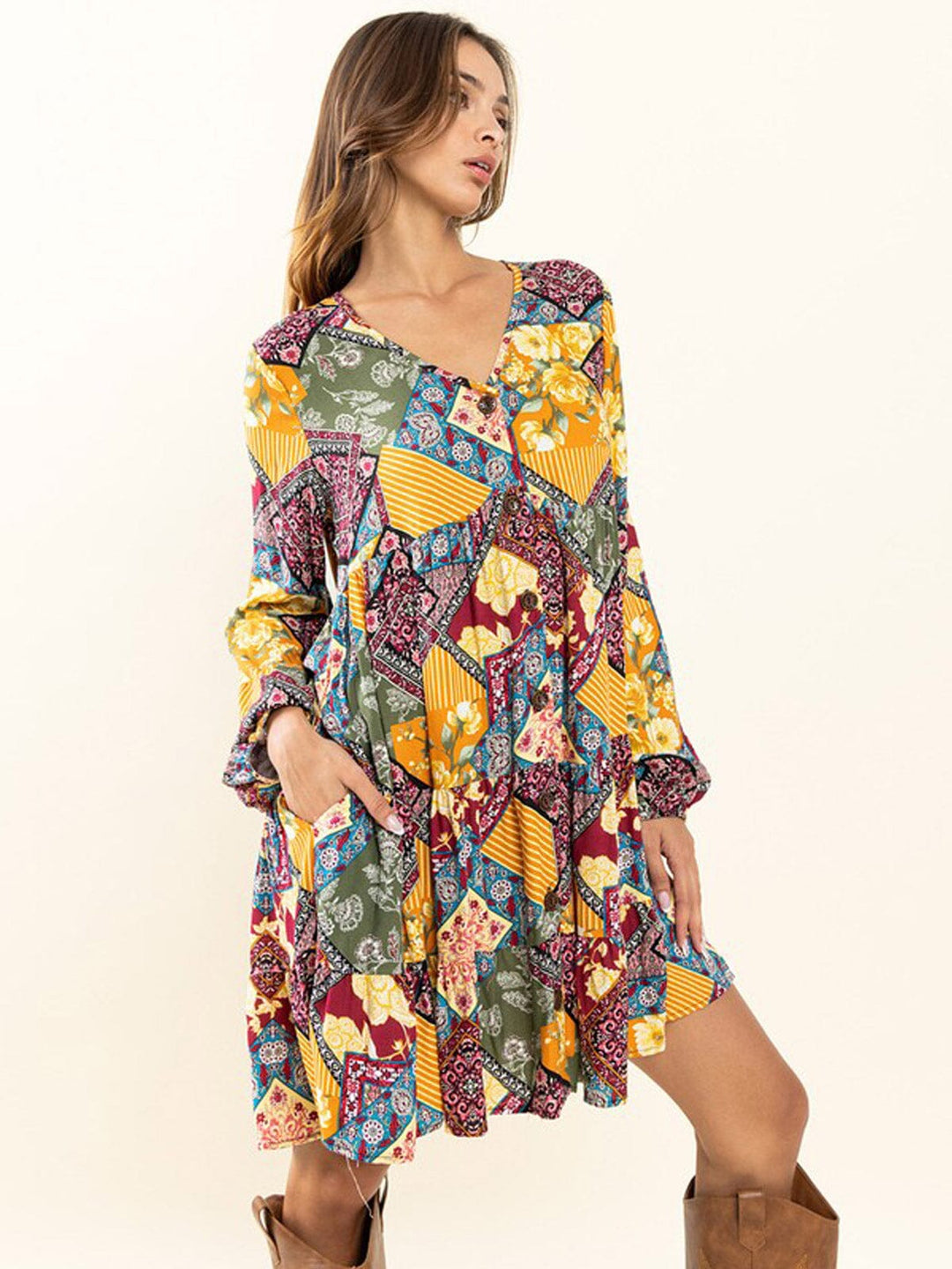 WOMEN'S LONG SLEEVE BUTTON UP V-NECK POCKETS MULTI PRINT MINI DRESS