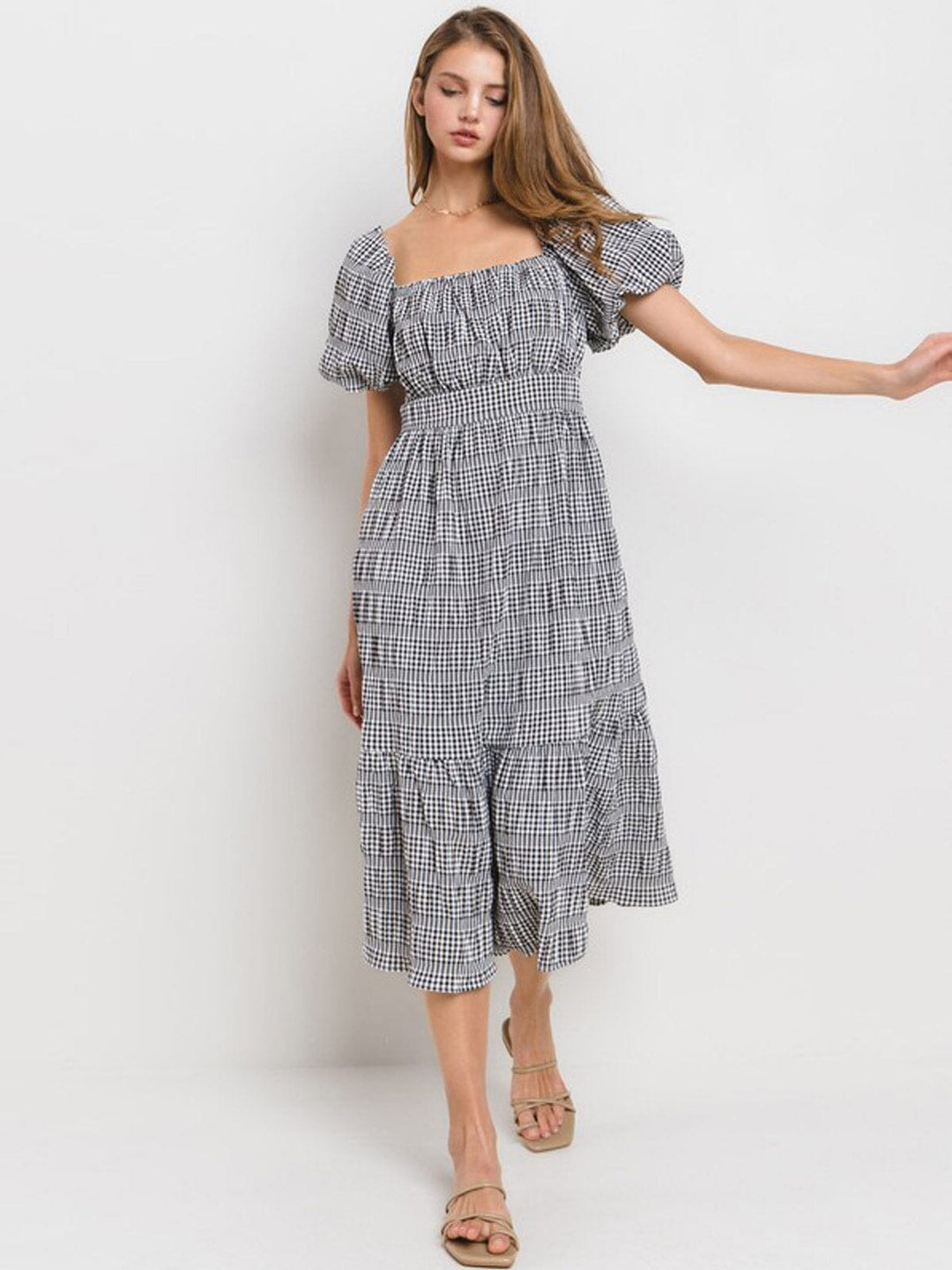 WOMEN'S SHORT PUFF SLEEVE SQUARE NECK POCKETS TIERED PLAID MIDI DRESS