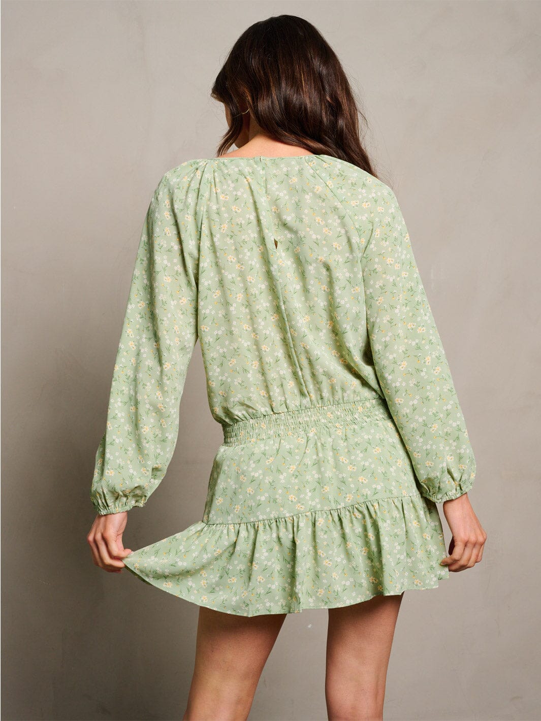 WOMEN'S LONG SLEEVE SMOCK WAIST FLORAL ROMPER