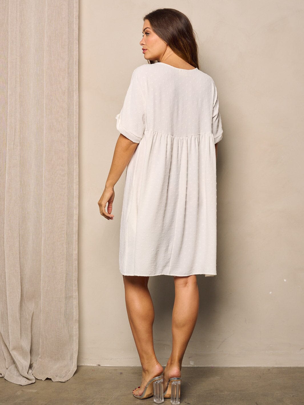 WOMEN'S SHORT SLEEVE V-NECK SWISS DOTS TUNIC MINI DRESS