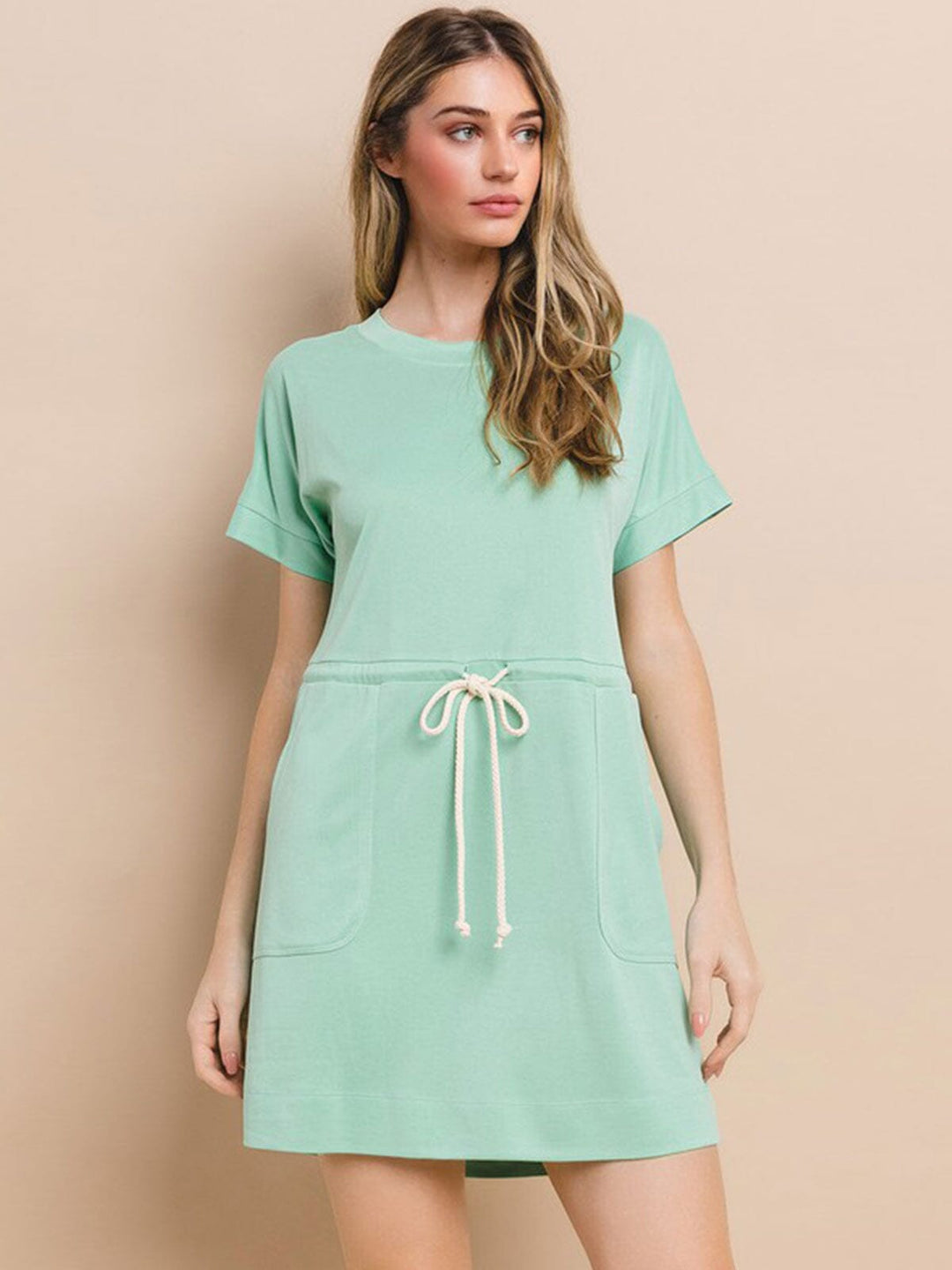 WOMEN'S SHORT SLEEVE FRONT POCKETS ADJUSTABLE WAIST MINI DRESS