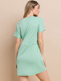 WOMEN'S SHORT SLEEVE FRONT POCKETS ADJUSTABLE WAIST MINI DRESS