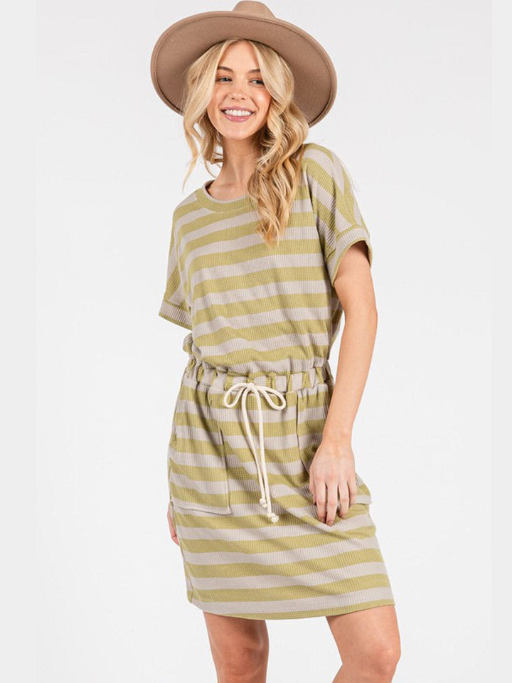 WOMEN'S SHORT SLEEVE FRONT POCKETS ADJUSTABLE WAIST STRIPES MINI DRESS