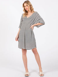 WOMEN'S SHORT SLEEVE V-NECK COLORBLOCK LOOSE FIT MINI DRESS