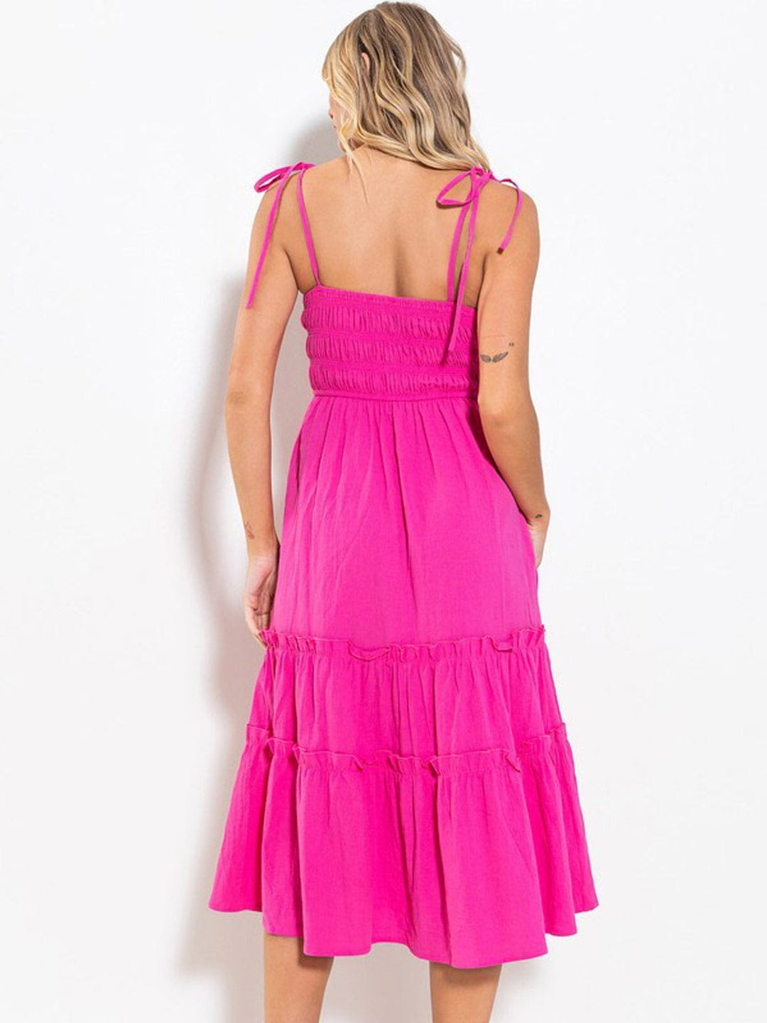 WOMEN'S SLEEVELESS SMOCK TIERED MINI DRESS