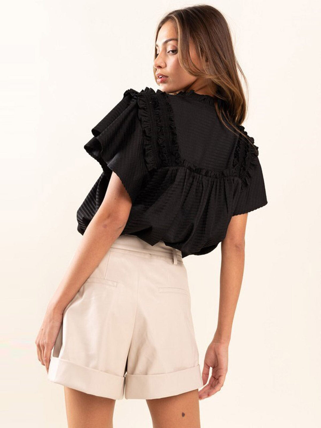 WOMEN'S SHORT SLEEVE RUFFLE NECK BLOUSE TOP