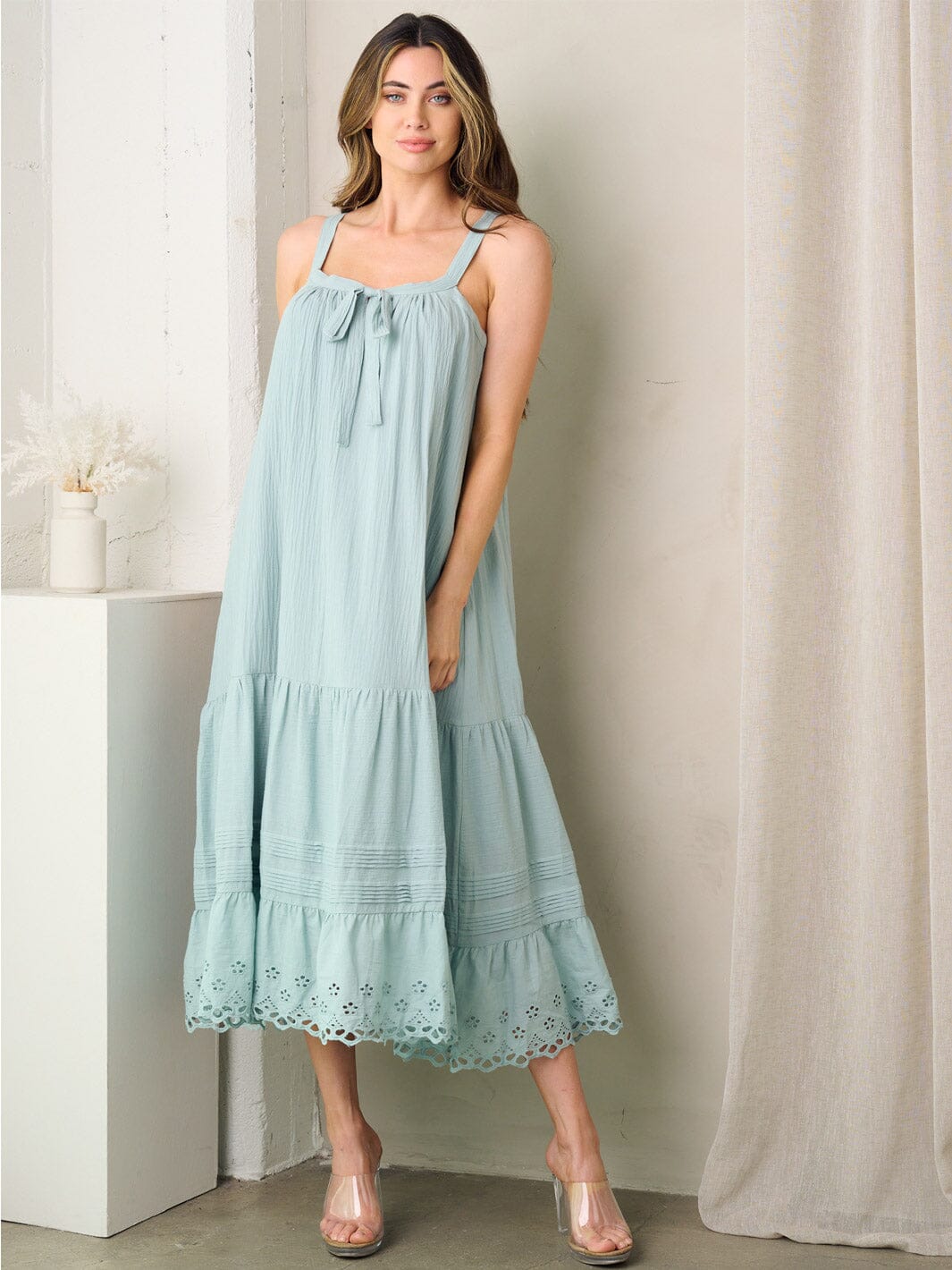 WOMEN'S SLEEVELESS TUNIC BOTTOM HEM DETAILED MAXI DRESS