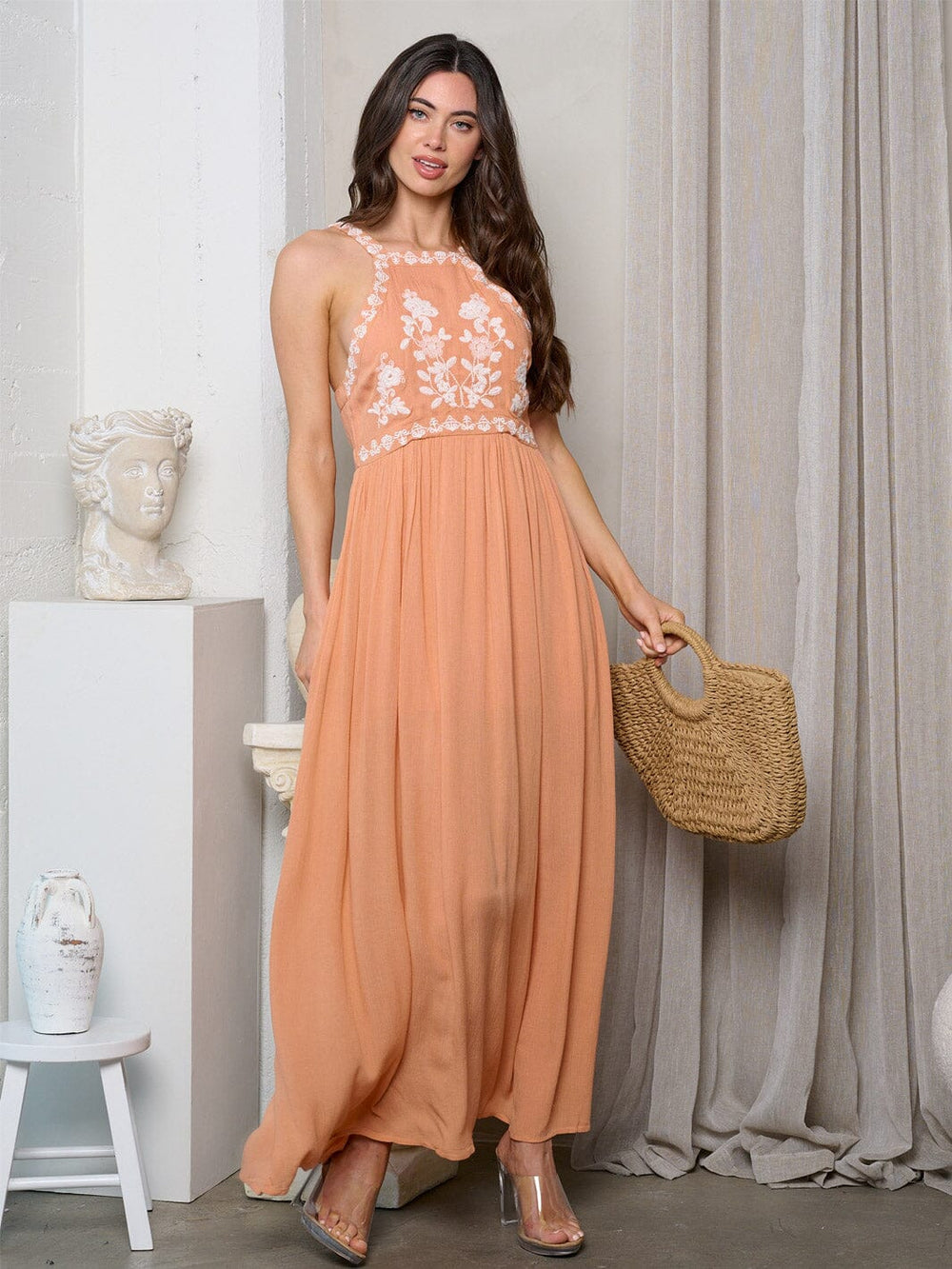 WOMEN'S SLEEVELESS FLORAL DETAILED MAXI DRESS