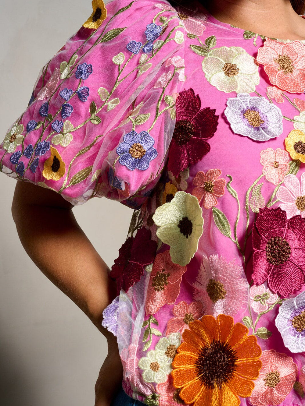 WOMEN'S SHORT PUFF SLEEVE EMBROIDERY FLOWERS MULTI COLORS BLOUSE TOP