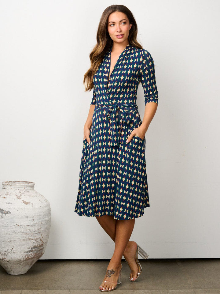 WOMEN'S 3/4 SLEEVE SURPLICE POCKETS MULTI PRINT MIDI DRESS