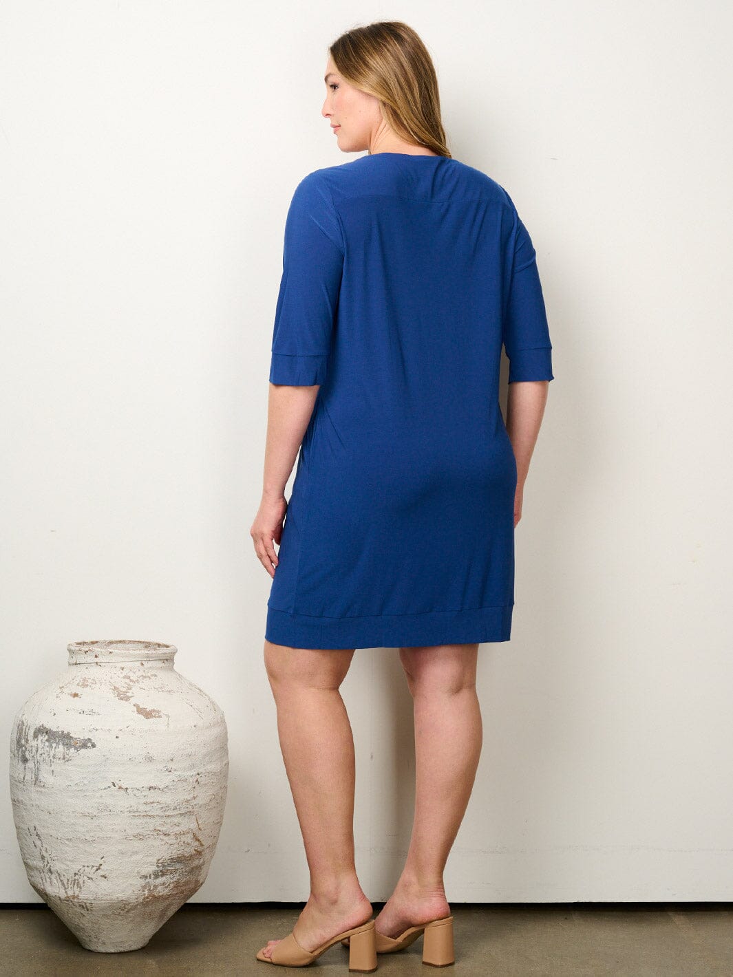 PLUS SIZE 3/4 SLEEVE POCKETS SOLID TUNIC MINI DRESS