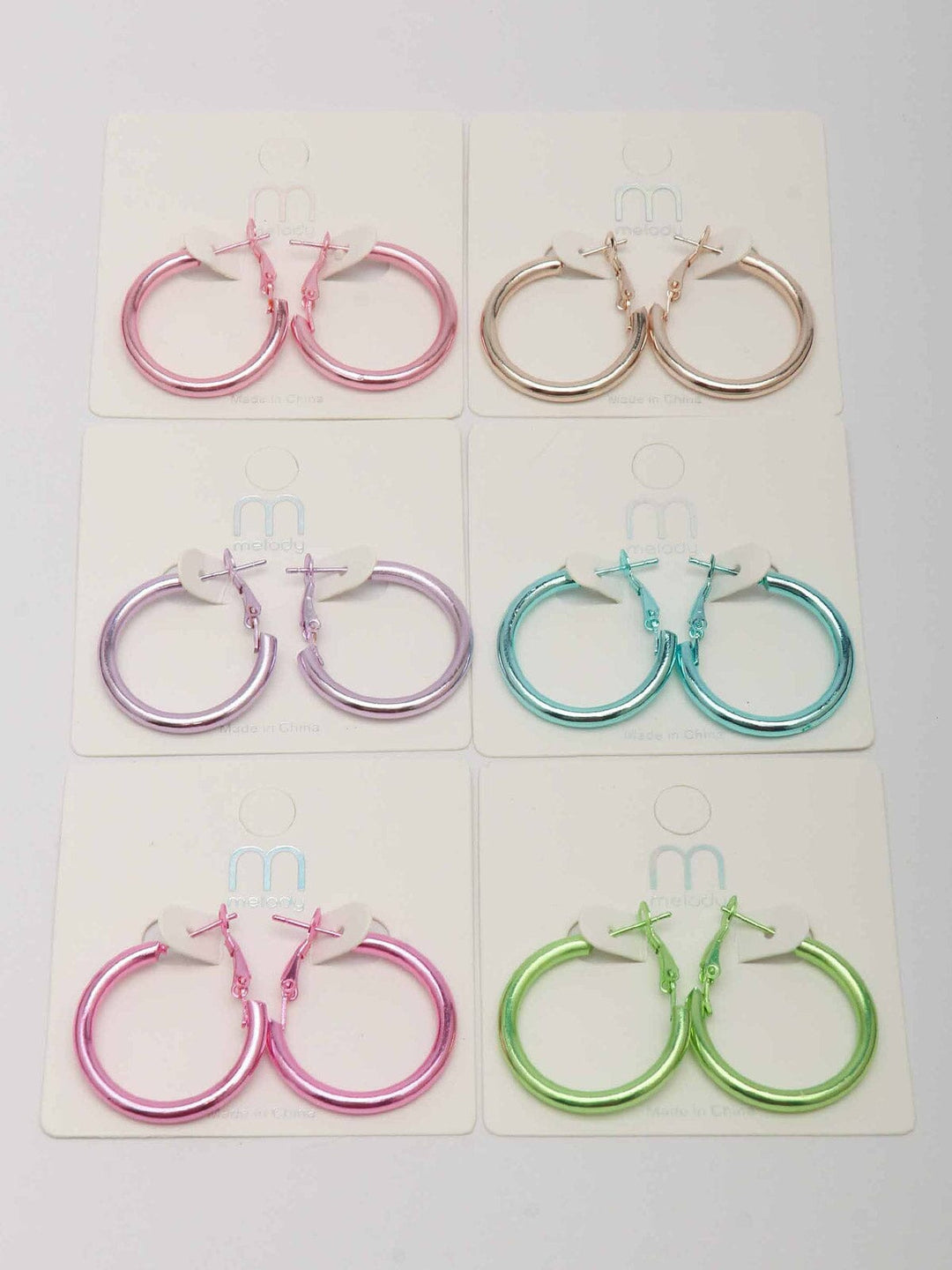 WOMEN'S ASSORTED COLORS HOOPS EARRINGS