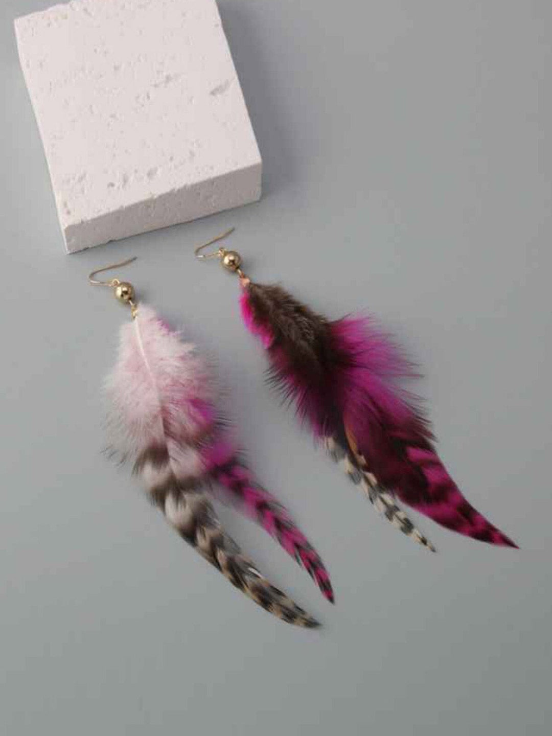 FASHION ASSORTED COLORS HANGING EARRINGS