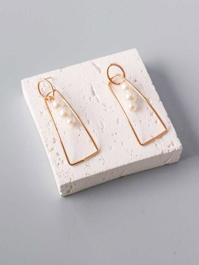 WOMEN'S FASHION GOLD PEARL EARRINGS