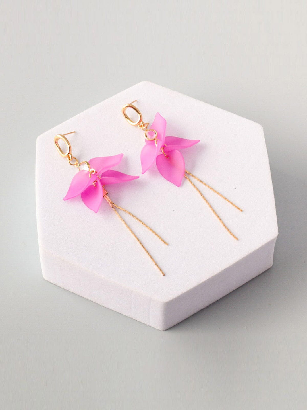 WOMEN'S ASSORTED COLORS FLOWER EARRINGS