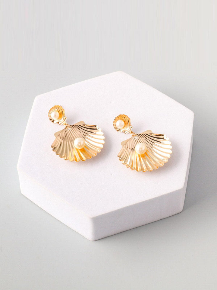 WOMEN'S GOLD PEARL STUDS EARRINGS
