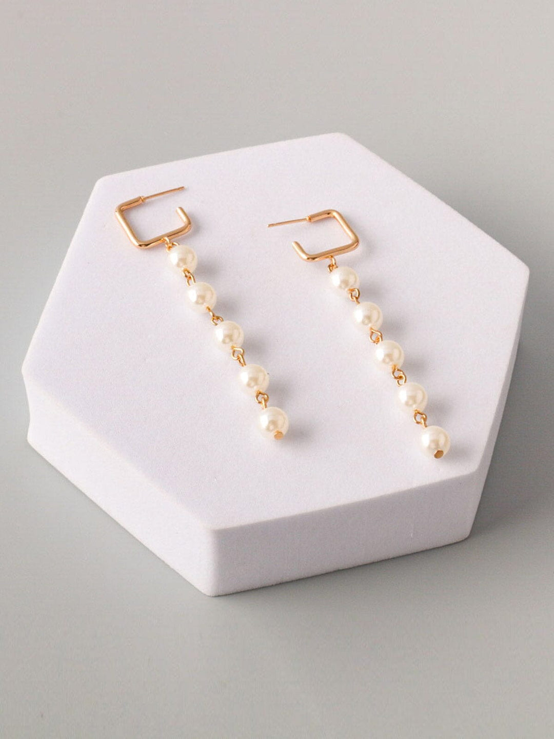 WOMEN'S FASHION GOLD PEARL EARRINGS