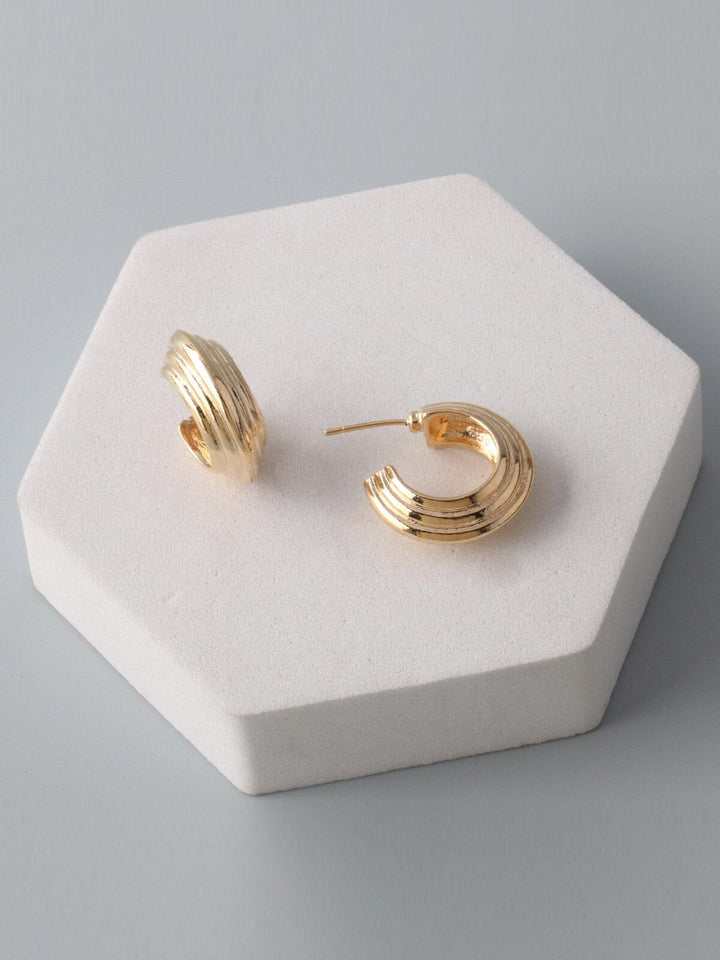 WOMEN'S FASHION GOLD & SILVER EARRINGS